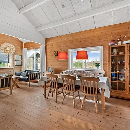 Oddger - 250m To The Fjord By Interhome *